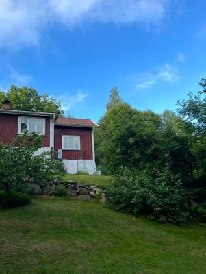 Lantligt sommarhus i Ulvesund med havsutsikt - Bild 23