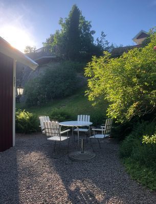 Lantligt sommarhus i Ulvesund med havsutsikt - Bild 11