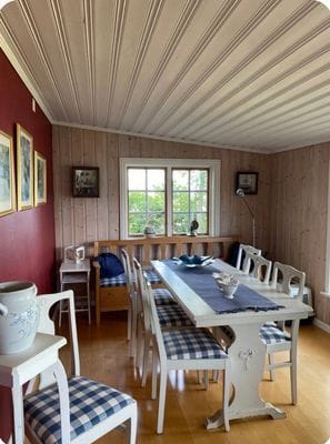 Idyllisk sjötomt med egen brygga - Bild 6