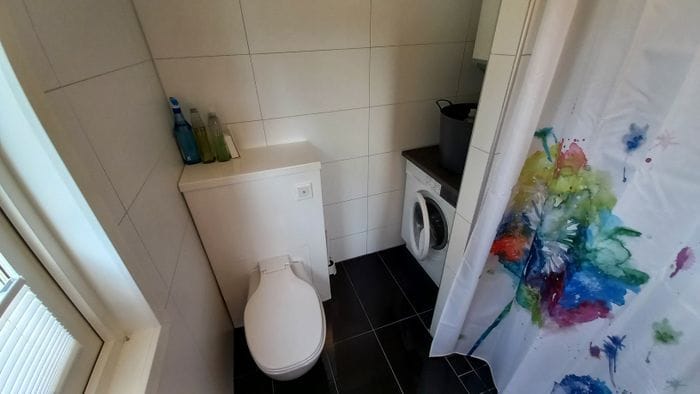 Röd trästuga Fria tider i augusti - Bild 32