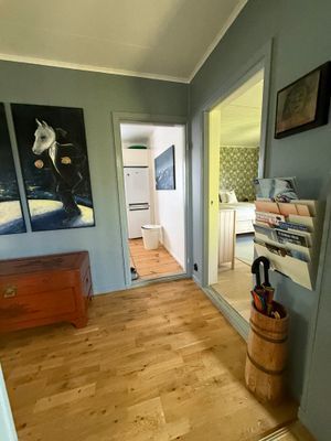 Mysig stuga i Byxelkrok, 1km till hav och strand - Bild 4