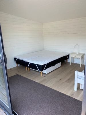 Familjevilla med uppvärmd pool & bastu nära havet - Bild 31