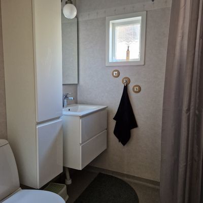 Hus med egen strand och Roddbåt - Bild 4