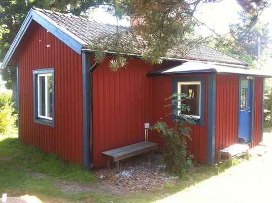 Charmigt renoverat torp vid havet på Älgö - Bild 2
