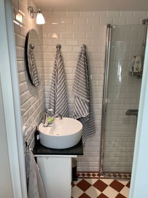Kakelmakargården B&B, sjöutsikt centrala Mariefred - Bild 6