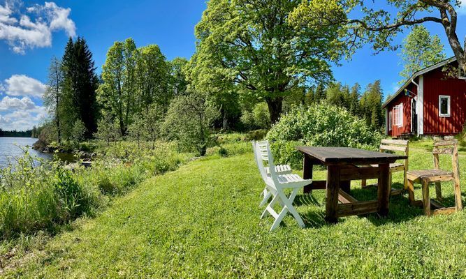 Sjöläge! genuint torp, kanot och fiskebåt ingår - Bild 7