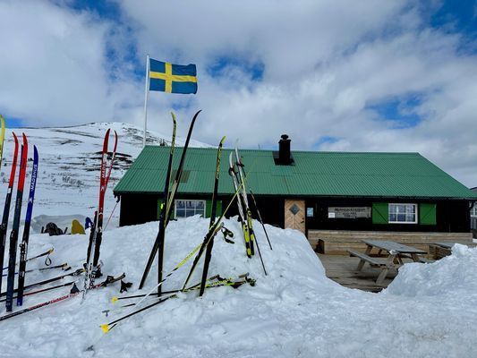 Arkitektritat fjällhus i Tänndalen - Bild 47