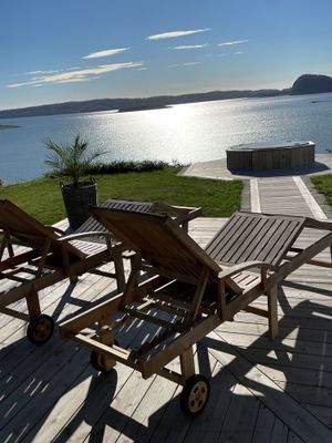 Sun deck outseide Sleeping room 1, with hot pot