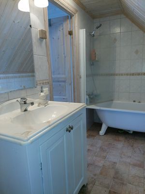 Spacious villa med bastu och julstämning vid sjön - Bild 7