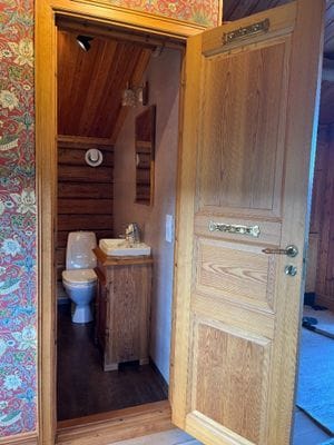 Mysig timmerstuga belägen i Bonäs vid Orsasjön - Bild 13