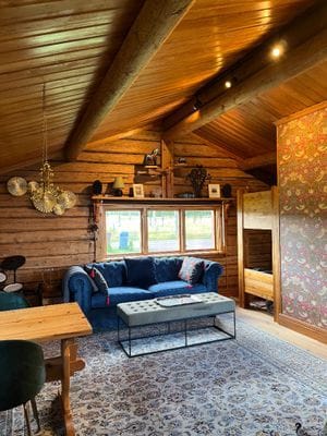 Mysig timmerstuga belägen i Bonäs vid Orsasjön - Bild 11
