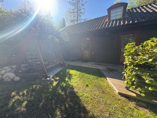 Mysig stuga med nyrenoverat sovrum nära Mälaren - Bild 26