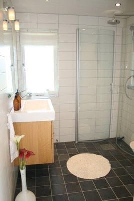 Stuga med havsutsikt i Sandhamn/Djupvik - Bild 5