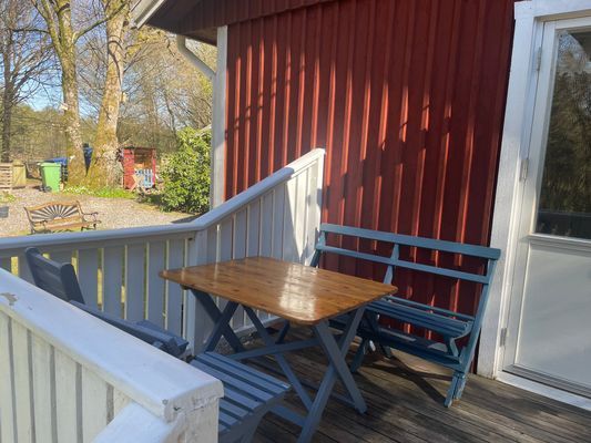 Enkel sommarstuga i åkulla bokskog - Bild 3