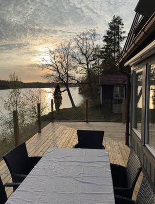 Två hus med egen brygga och havsutsikt i S:t Anna - Bild 23