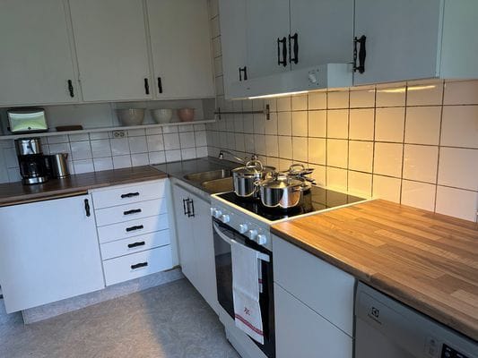 Naturnära boende nära Isaberg och sjö. - Bild 3