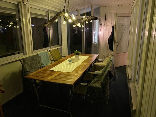 Luftig minivilla och smart planerad attefallare - Bild 14