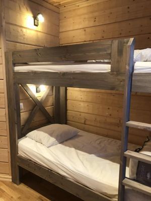 VILLA SKALSVALLEN, Skalets torg, inomhusbordtennis - Bild 64