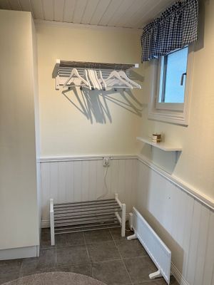 Klassiskt trevligt skärgårdshus nära vattnet. - Bild 12