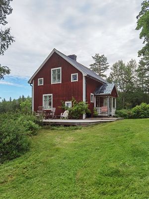 Torp i skogen med högt, tyst & soligt läge - Bild 2