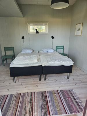Höger sovrum i mindre hus