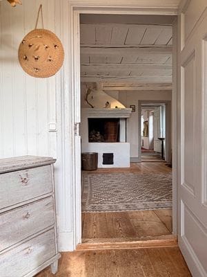 Bogsta By – Historisk Sörmlandsgård med sjöutsikt - Bild 58