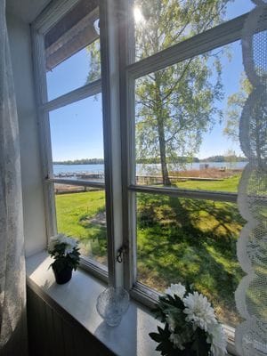Boende 5 m från Vättern med roddbåt - Bild 15