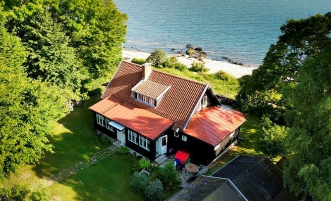 Stort familjehus på bästa läge i Arild - Bild 4