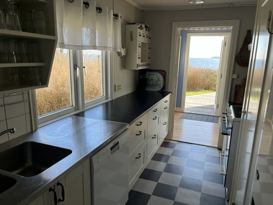 Hus med havstomt, egen badbrygga & panoramautsikt - Bild 13