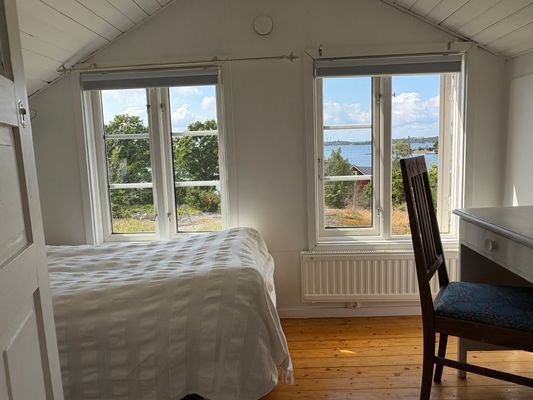 Charmigt skärgårdshus – egen brygga & badplats - Bild 32