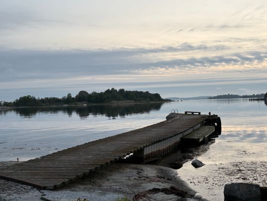 Charmigt skärgårdshus – egen brygga & badplats - Bild 24