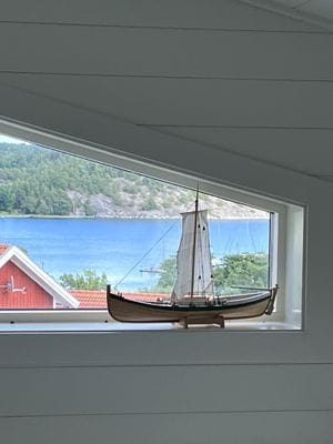 Havsutsikt på Orust – 300 m till badplatsen. - Bild 21