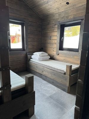 Stor stuga med utsik mot pisten & norska fjällen - Bild 7