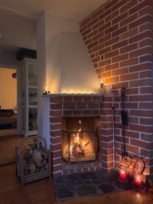 Mysig stuga med lantligt läge