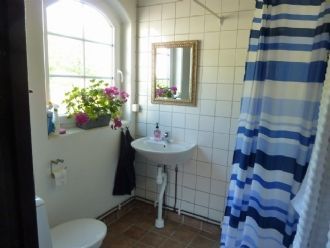 Liten stuga på en hästgård - Bild 7