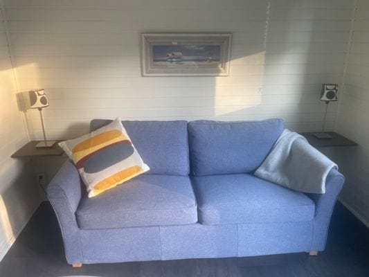 Framåtbäddad Ihreborn bäddsoffa av hög kvalitet för 2pers