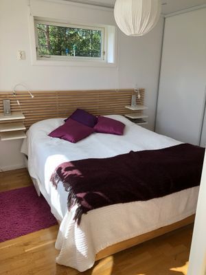 Sovrum 1, säng 160 cm