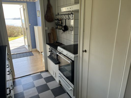 Hus med havstomt, egen badbrygga & panoramautsikt - Bild 14