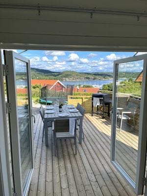 Havsutsikt på Orust – 300 m till badplatsen.