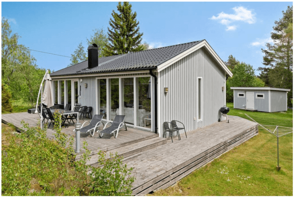 Familjevänligt hus nära strand i Roslagen