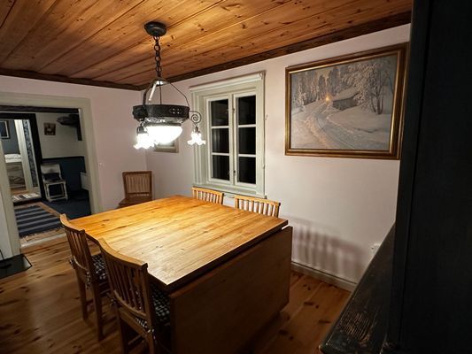 Järvsöbacken 5 km, Harsa 12 km. Diskmaskin. Kamin. - Bild 26