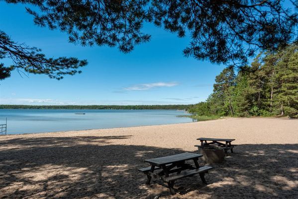 Sommarhus nära barnvänlig strand i Roslagen - Bild 11