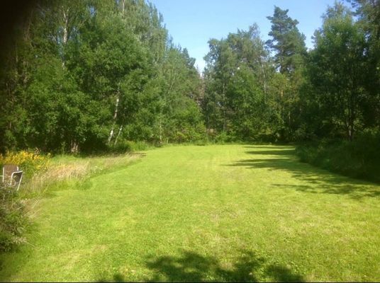 Landställe på Högmarsö med sjötomt - Bild 12
