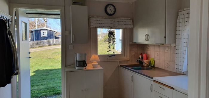 Havsnära sommarstuga i familjevänliga Grimsholmen - Bild 4