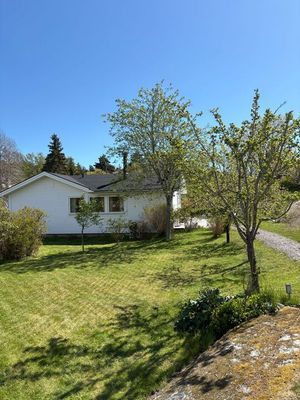 Fräsch nyrenoverad stuga nära havet - Ingarö