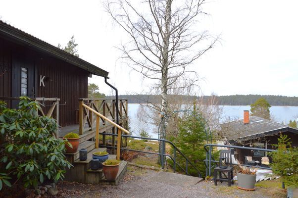 Våmfjärden Värmdö. Sjötomt, brygga, avskilt läge