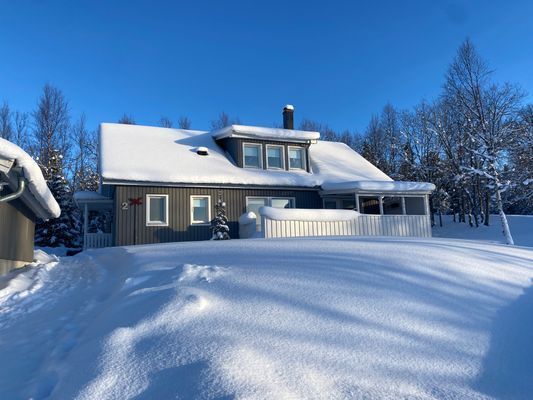 Hus högt beläget i Funäsdalen. Djurtillåtet