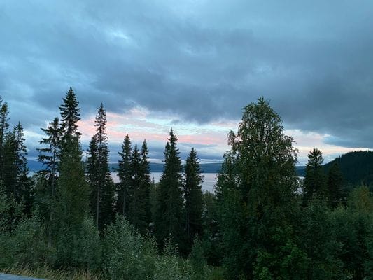 Mysig fjällstuga med utsikt i Stora Blåsjön - Bild 2
