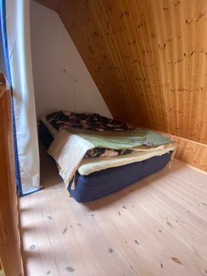 Del i charmigt gårdshus intill Östersjön - Bild 13