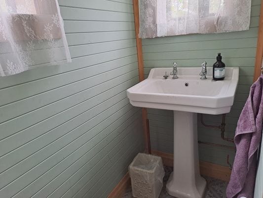 Rosendala semesterhus 3 sovrum, 7 bäddar. Bodafors - Bild 21